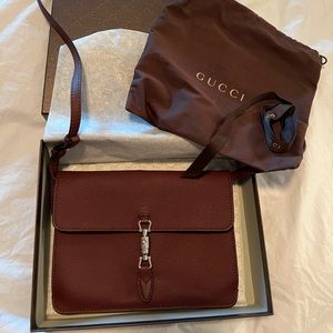 Gucci Jackie Soft Leather Convertible Wallet Bag